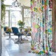 "Hidden Paradise" Tissu velours fleuri ameublement Prestigious Textiles