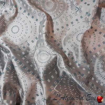 Coupon 1m x 1m40 cotton furnishing Prestigious Spirals