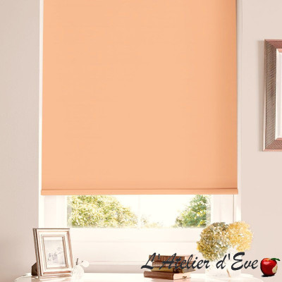 Gravity sand blackout roller blind