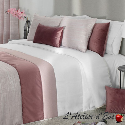 Quilted bedspread + "Adkins" Reig Marti C.02 cushion covers