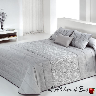 Quilted bedspread + "Garen" Reig Marti C.08 cushion covers