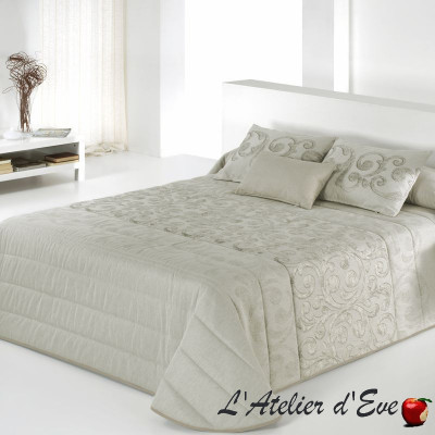 Quilted bedspread + "Garen" Reig Marti C.10 cushion covers