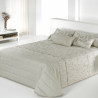 Quilted bedspread + Garen Reig Marti C.10 cushion covers