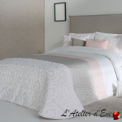 Quilted bedspread + "Kylie" Reig Marti C.02 cushion covers