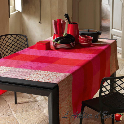 Nappe enduite "Fleurs de Kyoto" cerise Le Jacquard Français