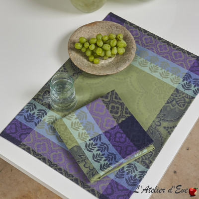 8 grandes serviettes de table coton "Bastide" olive Le Jacquard Français