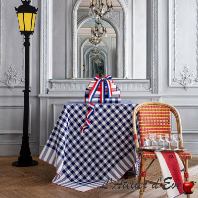 nappe-coton-tricolore-carreaux-bleu-blanc-elysée-le-jacquard-français