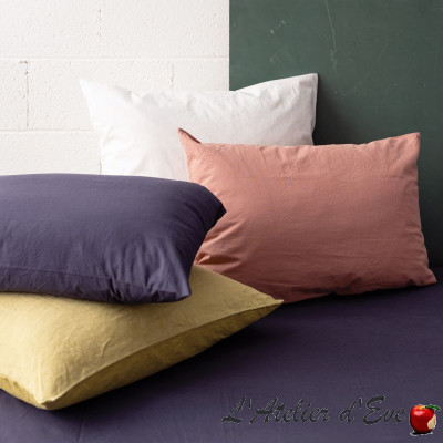 2 "Linco 'bi-material Vivaraise" pillowcase covers