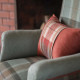 fauteuil-tissu-tartan-carreaux-écossais-vert-campagne-non-feu-Galway-Casal