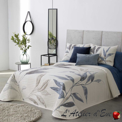 "Lamar" Jacquard Bedspread C.03