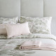 couvre-lil-rose-fleuri-lavable-merrit-reig-marti