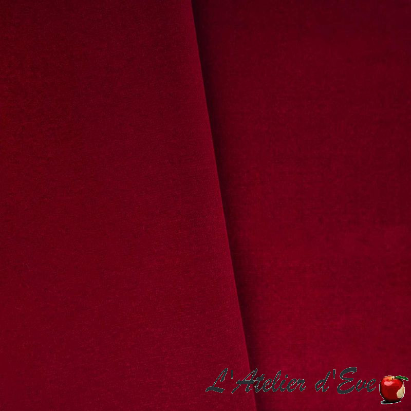coupon-tissu-velours-de-coton-rubis-ameublement-rideaux-et-sièges-casal