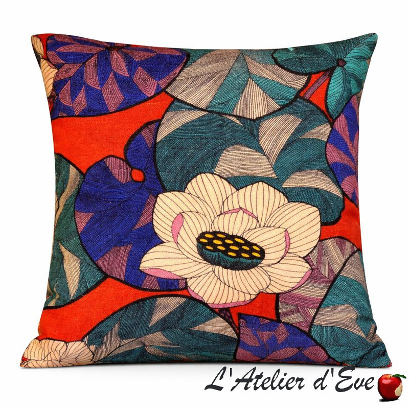 texture-tissu-animalia-noir-cushion-cover-on-tailor